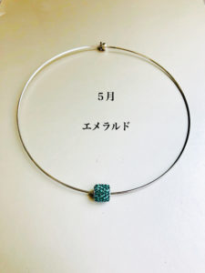 スワロフスキー・クリスタルのチョーカー・ペンダント