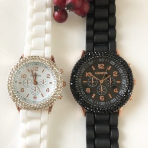 スワロフスキーのラバーウォッチ