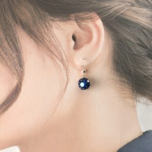 スワロフスキーのピアス