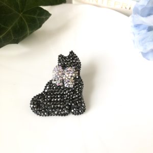 スワロフスキーの猫