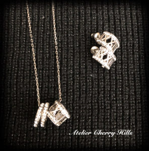 スワロフスキーのアクセサリー