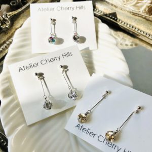 スワロフスキーのピアス