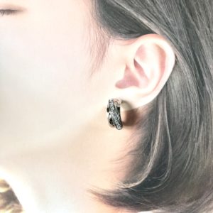 スワロフスキーのピアス