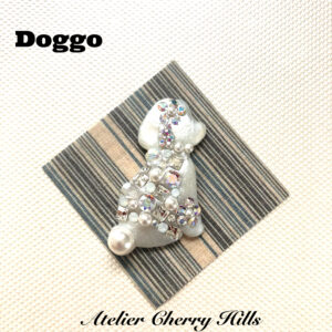 プードルのブローチ