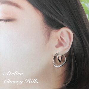 スワロフスキーのピアス