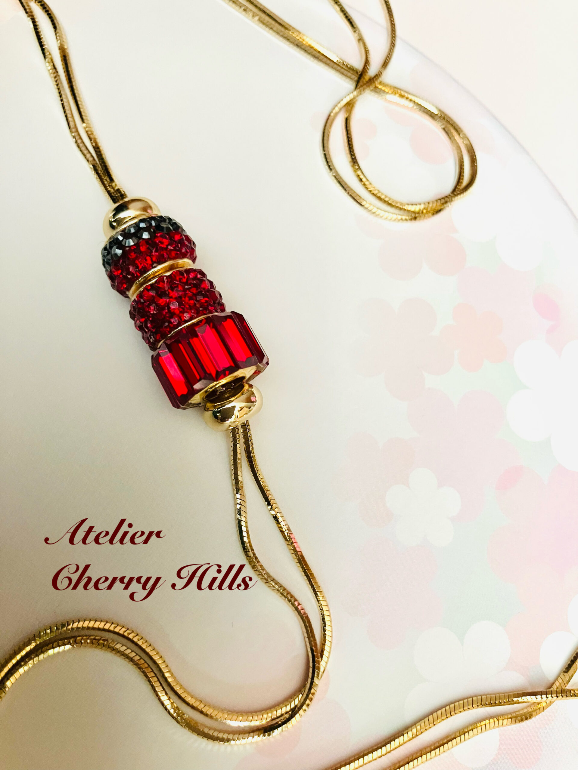 No.112.  アレンジ自在のネックレス❣️ 「赤」は還暦のお祝いにもGood❣️